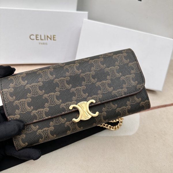 超激安ブランド財布偽物着用イメージ